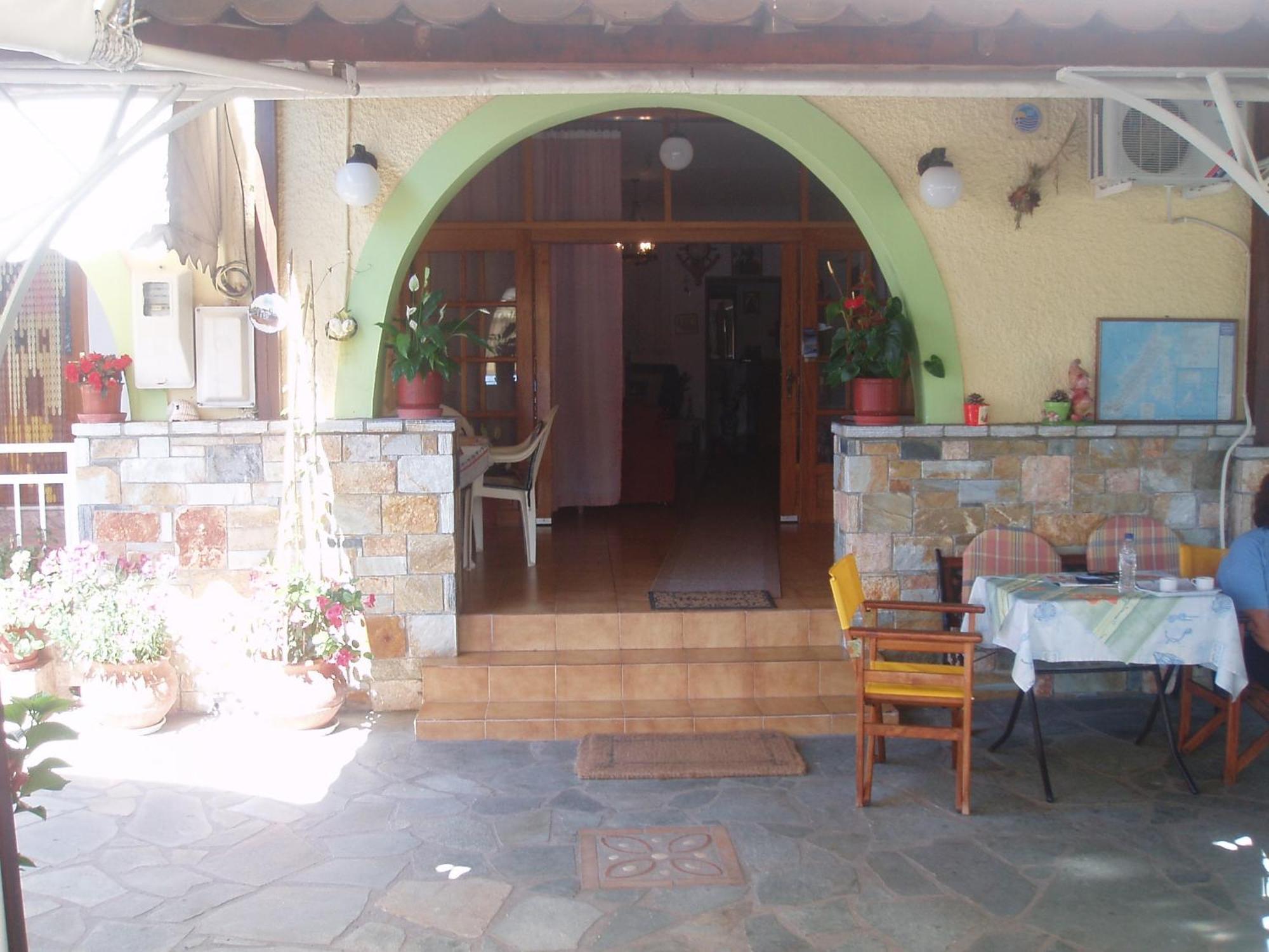 Haravgi Hotel Patitiri  Bagian luar foto