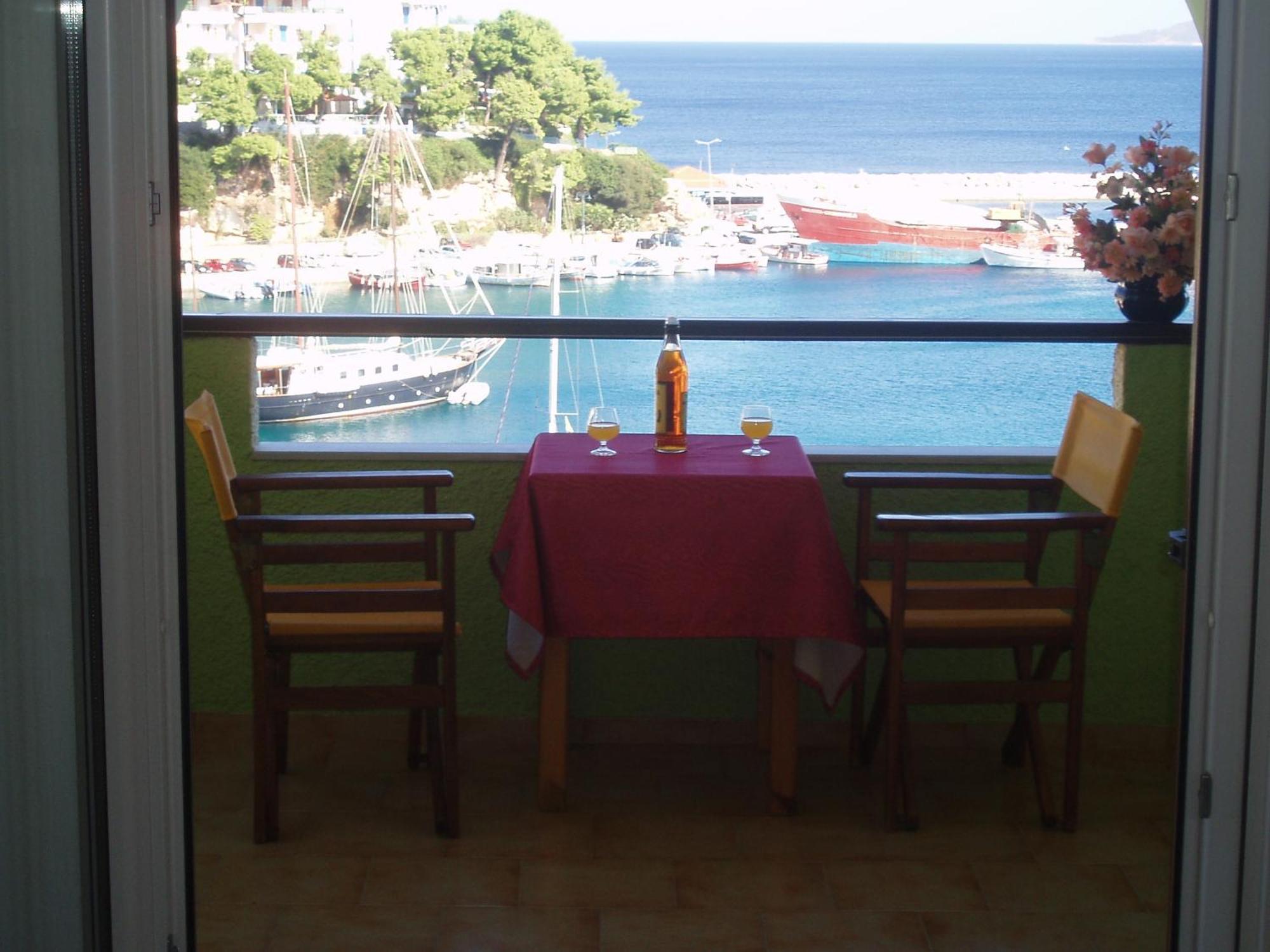 Haravgi Hotel Patitiri  Bagian luar foto