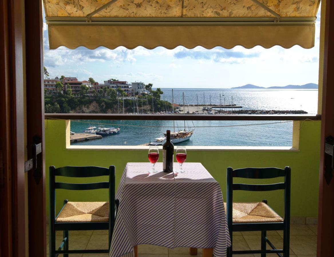 Haravgi Hotel Patitiri  Bagian luar foto